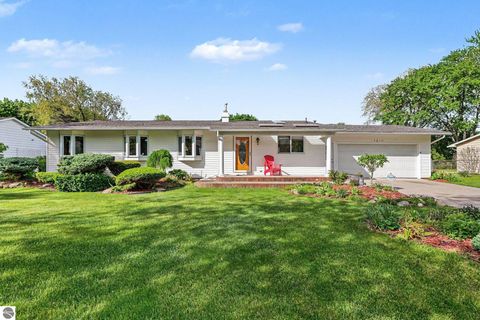 Tiny photo for 1210 Glenwood Drive, Mt Pleasant, MI 48858 (MLS # 1945532)
