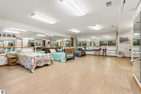 Tiny photo for 1210 Glenwood Drive, Mt Pleasant, MI 48858 (MLS # 1945532)