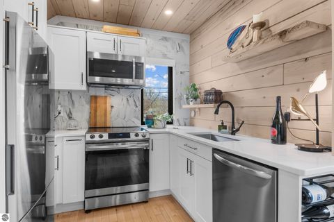 Tiny photo for 1020 Randolph Street, Traverse City, MI 49684 (MLS # 1945090)