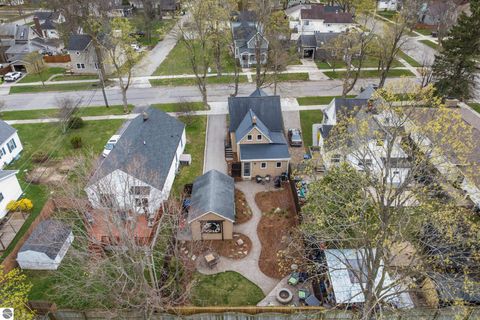 Tiny photo for 1020 Randolph Street, Traverse City, MI 49684 (MLS # 1945090)