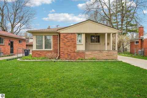 Photo of 4316 Manor Avenue, Royal Oak, MI 48073 (MLS # 1943767)