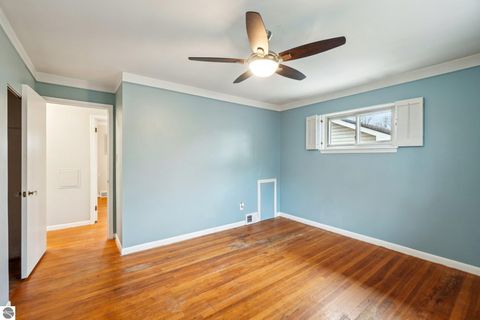 Tiny photo for 4316 Manor Avenue, Royal Oak, MI 48073 (MLS # 1943767)