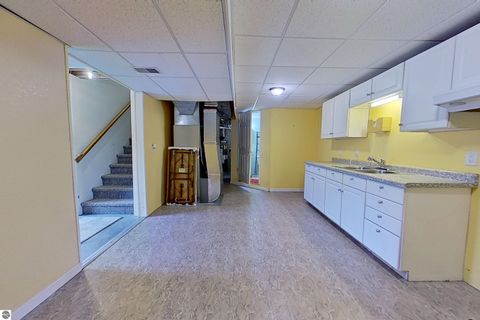 Tiny photo for 28 W Broomfield Road, Mt Pleasant, MI 48858 (MLS # 1943129)