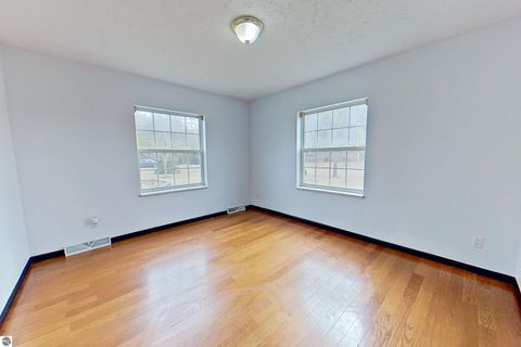 Tiny photo for 28 W Broomfield Road, Mt Pleasant, MI 48858 (MLS # 1943129)