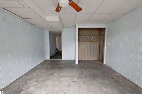 Tiny photo for 28 W Broomfield Road, Mt Pleasant, MI 48858 (MLS # 1943129)