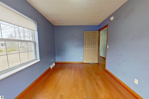 Tiny photo for 28 W Broomfield Road, Mt Pleasant, MI 48858 (MLS # 1943129)