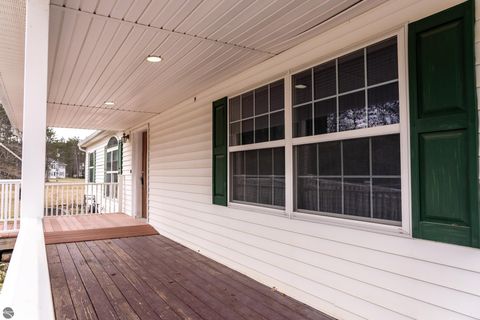 Tiny photo for 28 W Broomfield Road, Mt Pleasant, MI 48858 (MLS # 1943129)