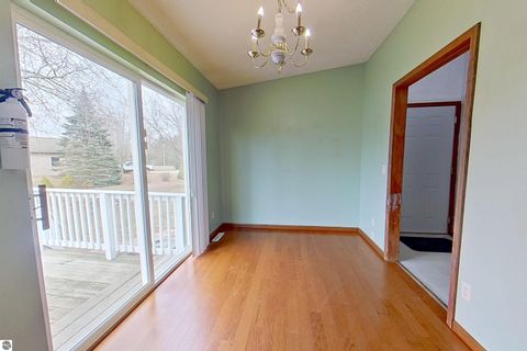 Tiny photo for 28 W Broomfield Road, Mt Pleasant, MI 48858 (MLS # 1943129)