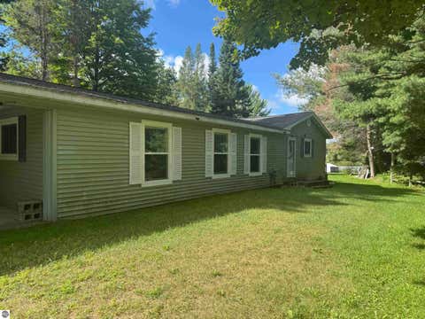 Tiny photo for 3048 Woodcock Way, Prudenville, MI 48651 (MLS # 1949474)