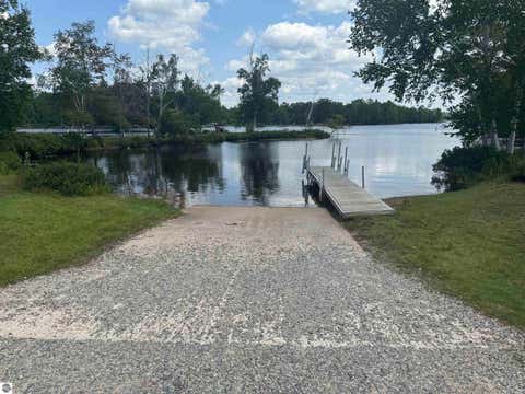 Tiny photo for 3048 Woodcock Way, Prudenville, MI 48651 (MLS # 1949474)