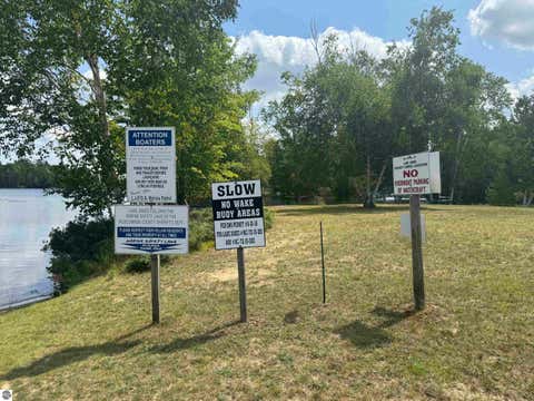 Tiny photo for 3048 Woodcock Way, Prudenville, MI 48651 (MLS # 1949474)