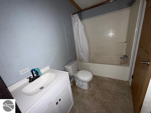 Tiny photo for 3434 E Sparling Road, Kingsley, MI 49649 (MLS # 1941884)