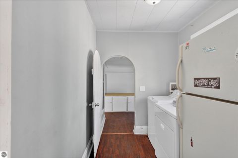 Tiny photo for 812 S University Street, Mt Pleasant, MI 48858 (MLS # 1942031)