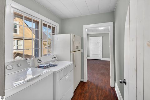 Tiny photo for 812 S University Street, Mt Pleasant, MI 48858 (MLS # 1942031)