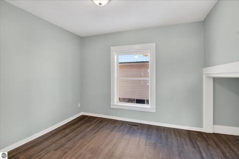 Tiny photo for 812 S University Street, Mt Pleasant, MI 48858 (MLS # 1942031)