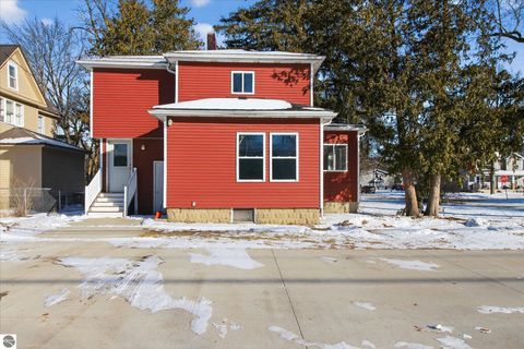 Tiny photo for 812 S University Street, Mt Pleasant, MI 48858 (MLS # 1942031)