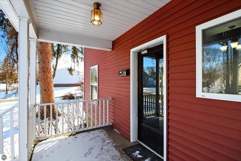 Tiny photo for 812 S University Street, Mt Pleasant, MI 48858 (MLS # 1942031)