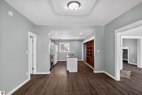 Tiny photo for 812 S University Street, Mt Pleasant, MI 48858 (MLS # 1942031)