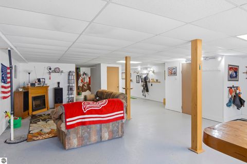 Tiny photo for 25 E River Road, Traverse City, MI 49696 (MLS # 1944982)