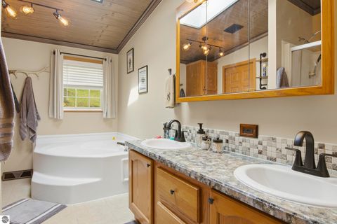 Tiny photo for 25 E River Road, Traverse City, MI 49696 (MLS # 1944982)