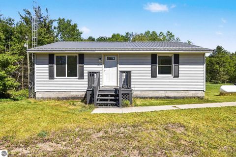 Tiny photo for 7032 N Woodruff Road, Weidman, MI 48893 (MLS # 1945471)