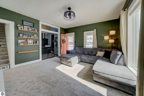 Tiny photo for 308 S Brownson Avenue, Kingsley, MI 49649 (MLS # 1942701)