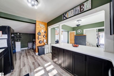 Tiny photo for 308 S Brownson Avenue, Kingsley, MI 49649 (MLS # 1942701)