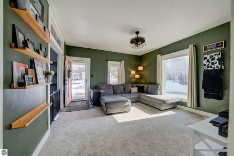 Tiny photo for 308 S Brownson Avenue, Kingsley, MI 49649 (MLS # 1942701)