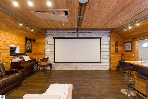 Tiny photo for 3195 S Rolland Road, Remus, MI 49340 (MLS # 1941421)