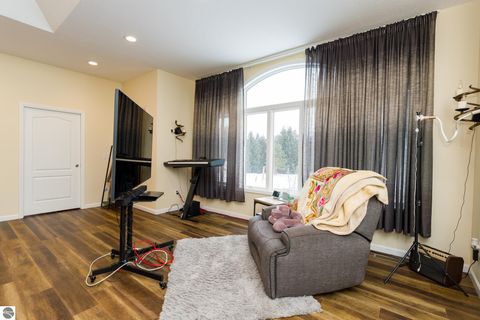 Tiny photo for 3195 S Rolland Road, Remus, MI 49340 (MLS # 1941421)