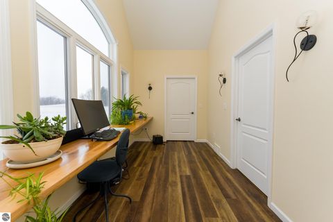 Tiny photo for 3195 S Rolland Road, Remus, MI 49340 (MLS # 1941421)