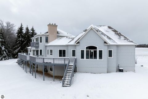 Tiny photo for 3195 S Rolland Road, Remus, MI 49340 (MLS # 1941421)