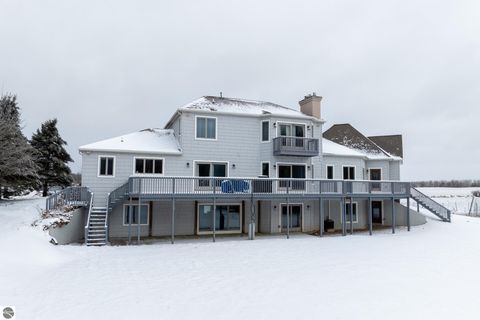 Tiny photo for 3195 S Rolland Road, Remus, MI 49340 (MLS # 1941421)