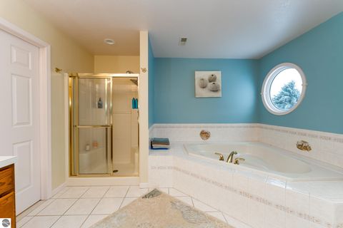 Tiny photo for 3195 S Rolland Road, Remus, MI 49340 (MLS # 1941421)