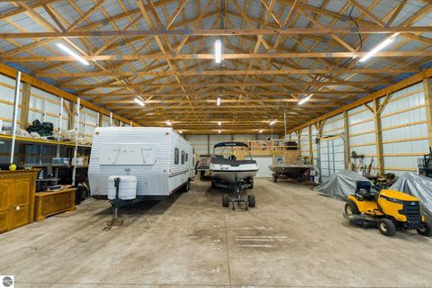 Tiny photo for 3195 S Rolland Road, Remus, MI 49340 (MLS # 1941421)