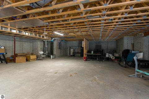 Tiny photo for 3195 S Rolland Road, Remus, MI 49340 (MLS # 1941421)