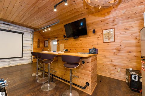 Tiny photo for 3195 S Rolland Road, Remus, MI 49340 (MLS # 1941421)