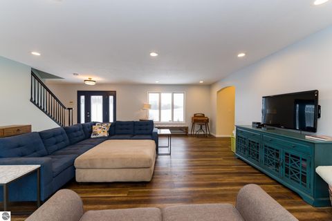 Tiny photo for 3195 S Rolland Road, Remus, MI 49340 (MLS # 1941421)