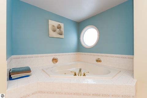 Tiny photo for 3195 S Rolland Road, Remus, MI 49340 (MLS # 1941421)