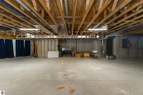 Tiny photo for 3195 S Rolland Road, Remus, MI 49340 (MLS # 1941421)