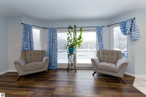 Tiny photo for 3195 S Rolland Road, Remus, MI 49340 (MLS # 1941421)