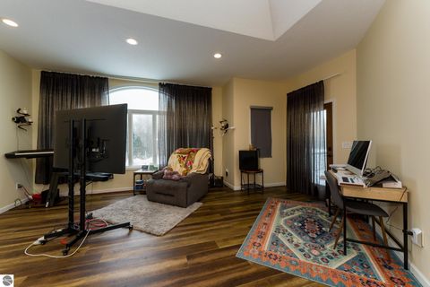 Tiny photo for 3195 S Rolland Road, Remus, MI 49340 (MLS # 1941421)