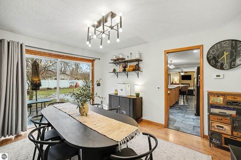 Tiny photo for 1333 Bennett Street, Mt Pleasant, MI 48858 (MLS # 1941892)