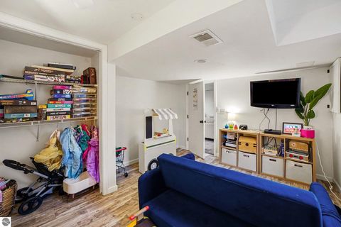 Tiny photo for 1333 Bennett Street, Mt Pleasant, MI 48858 (MLS # 1941892)