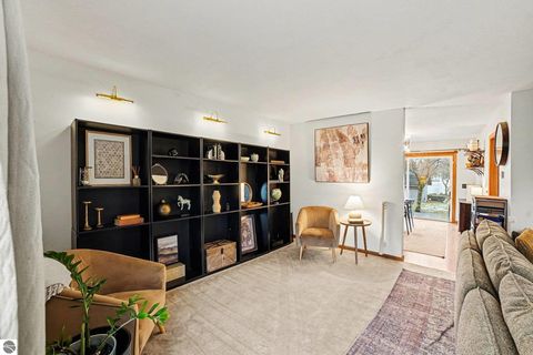 Tiny photo for 1333 Bennett Street, Mt Pleasant, MI 48858 (MLS # 1941892)