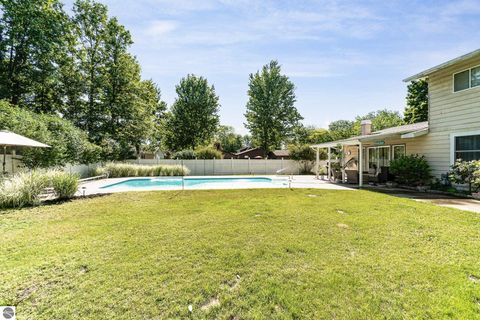 Tiny photo for 1333 Bennett Street, Mt Pleasant, MI 48858 (MLS # 1941892)