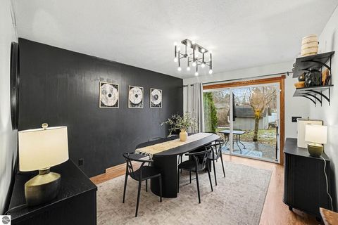 Tiny photo for 1333 Bennett Street, Mt Pleasant, MI 48858 (MLS # 1941892)