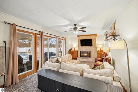 Tiny photo for 1333 Bennett Street, Mt Pleasant, MI 48858 (MLS # 1941892)