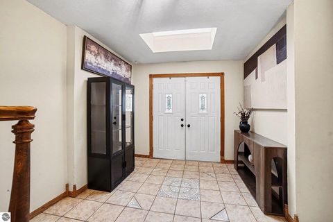 Tiny photo for 1333 Bennett Street, Mt Pleasant, MI 48858 (MLS # 1941892)