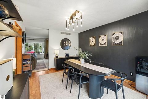 Tiny photo for 1333 Bennett Street, Mt Pleasant, MI 48858 (MLS # 1941892)